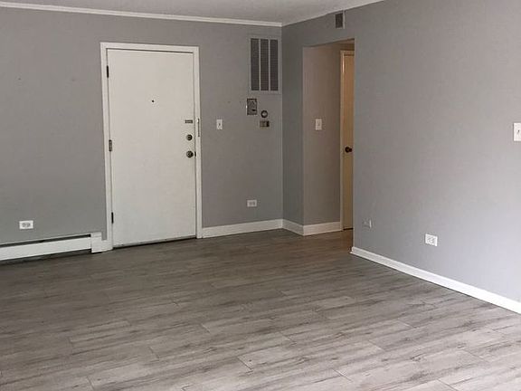 4th image of 9735 S Cicero Ave #2SE