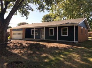 2710 Wedgewood Dr, Columbus, IN 47203