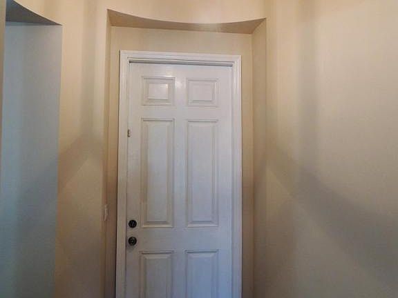 2nd image of 3774 Thayer Ln