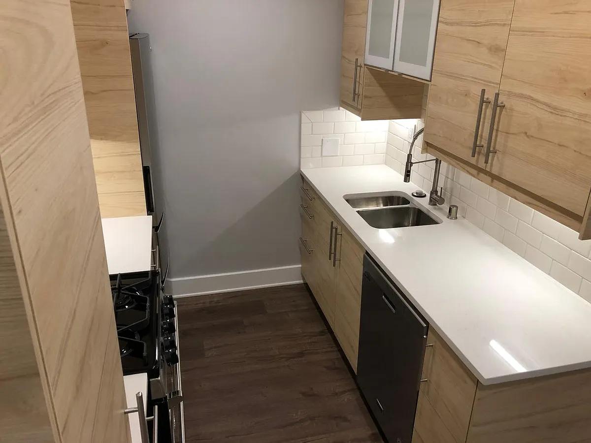 Building Photo - 1011 Linden Ave #4