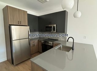 197 Gardner St #103, West Roxbury, MA 02132