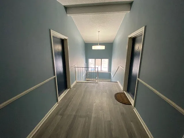 Lincoln Square Apartments — Photo 34