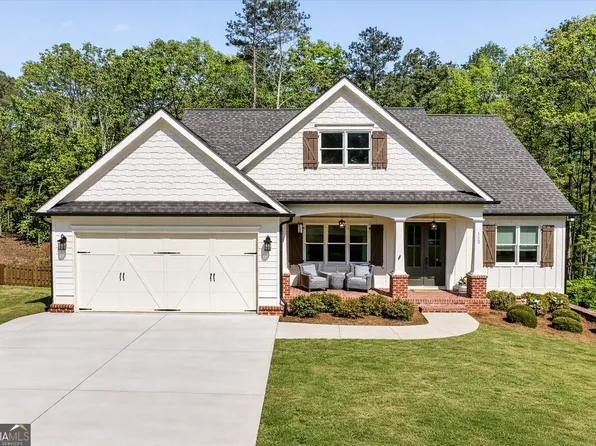 122 Brookfield Ct SE, White, GA 30184