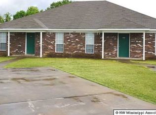 306 Lisa Cv, Senatobia, MS 38668