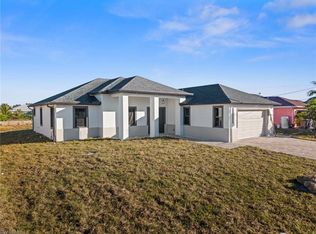 5002 Beauty St, Lehigh Acres, FL 33971