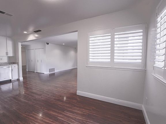4th image of 243 Whalebone Court
