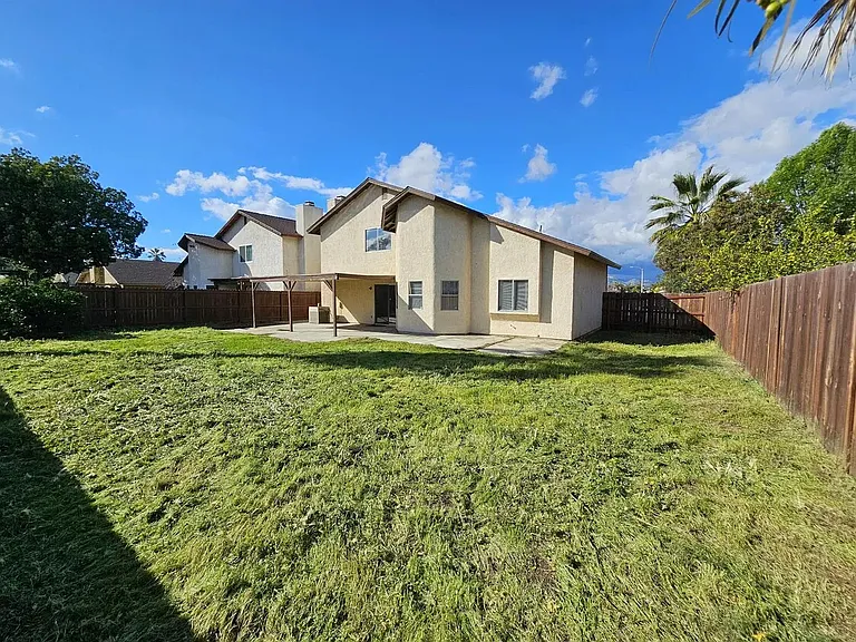 24657 Carolyn Ave — Photo 30