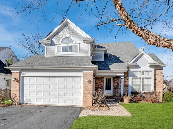 1367 Amherst Ct, Grayslake, IL 60030