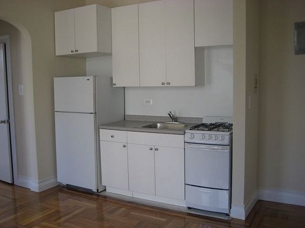 1st image of 8301 Bay Pkwy APT 604