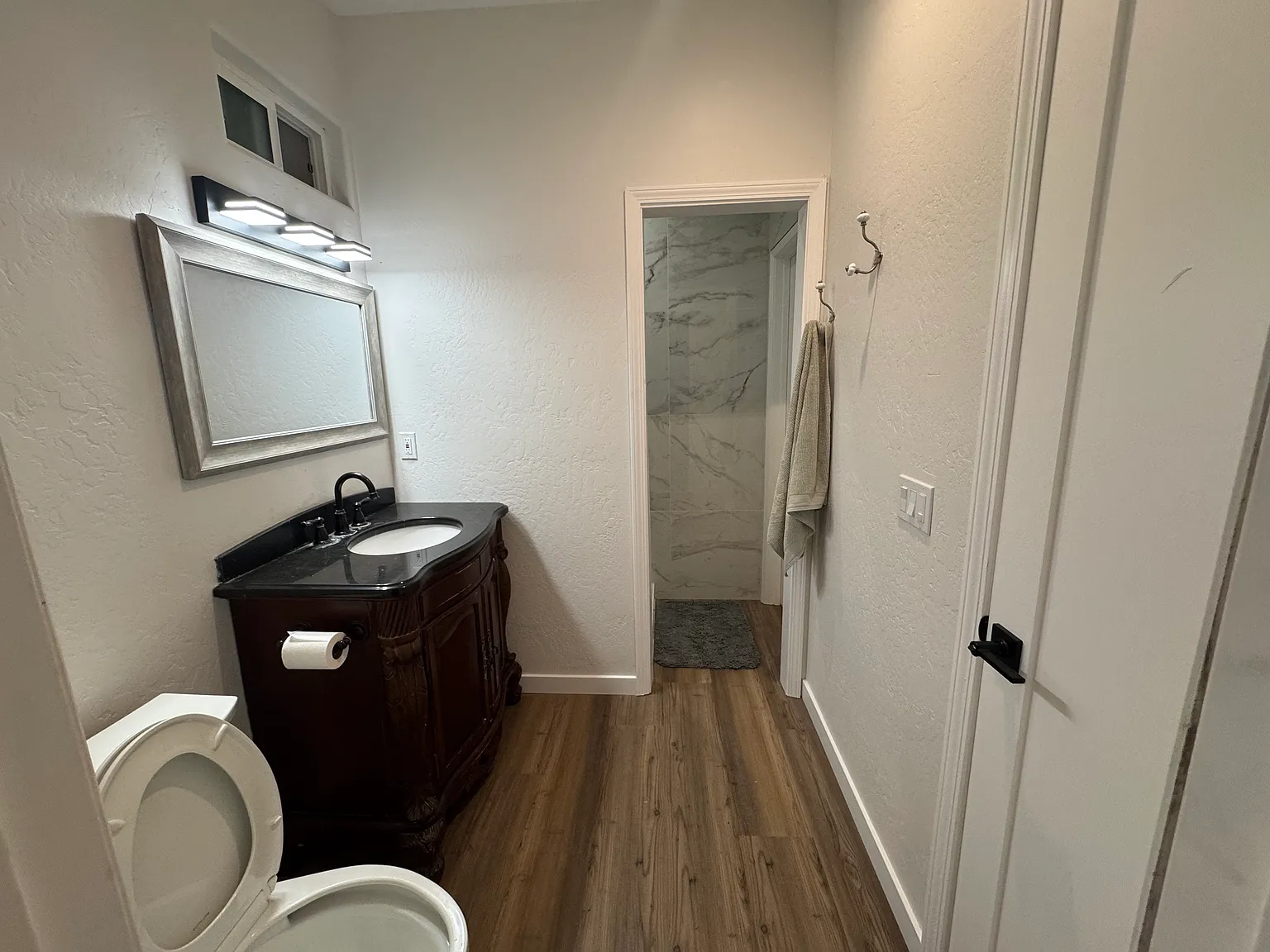 2 bed, 900 sqft, $1,750 — Photo 2