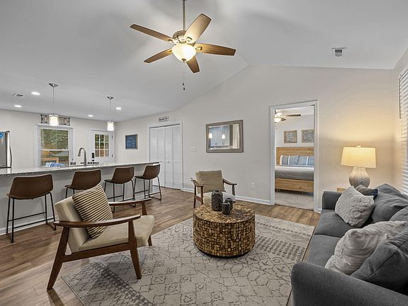 5th image of 2752 Milburnie Rd