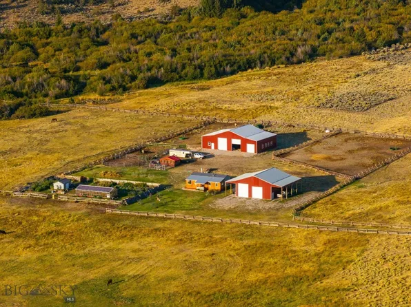7535 Birch Creek Rd, Dillon, MT 59725