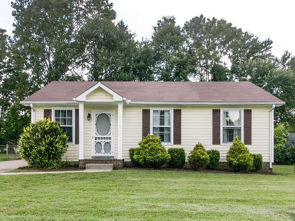 1st image of 716 Shelton Cir