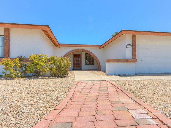 3rd image of 7349 W Canterbury Dr
