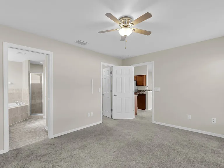 11302 SW 62nd Cir — Photo 19