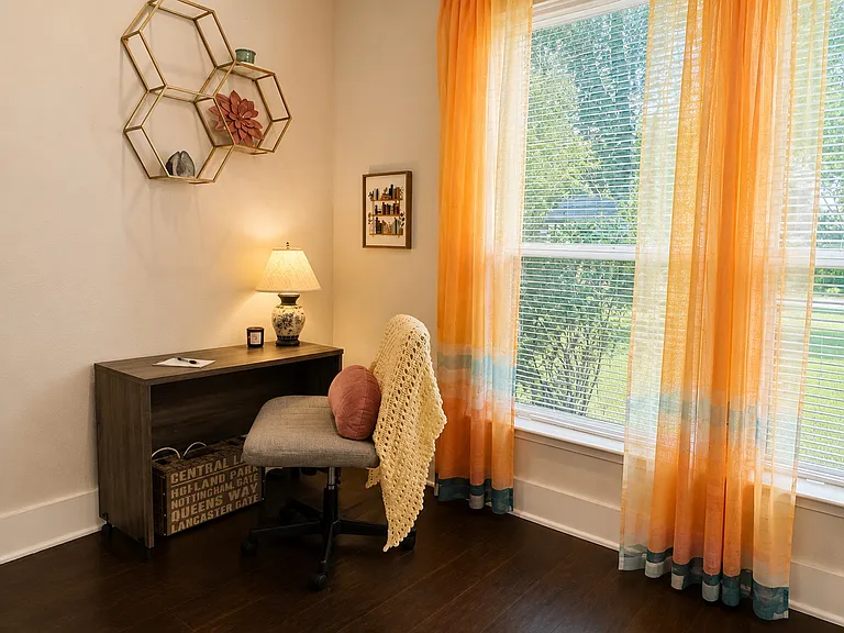 6 Merrie Cir — Photo 3