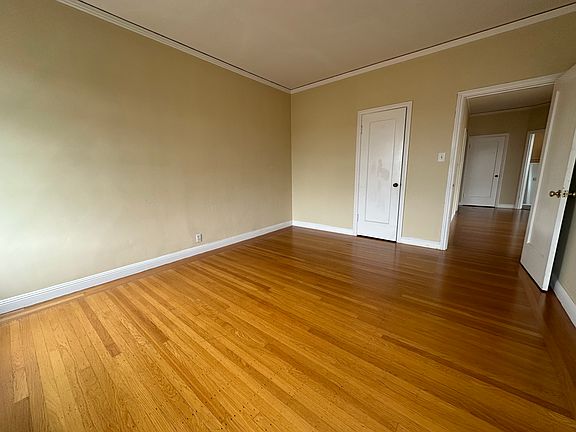 4th image of 1600 Clement St APT 304