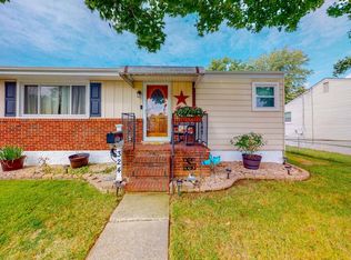 324 Cheddington Rd, Linthicum, MD 21090