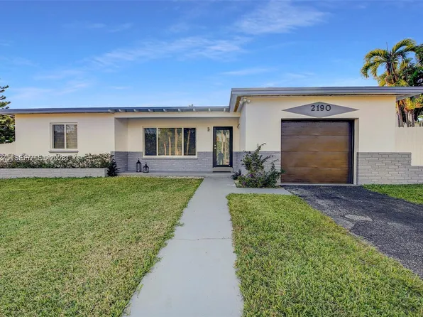 2190 NE 169th St, North Miami Beach, FL 33162