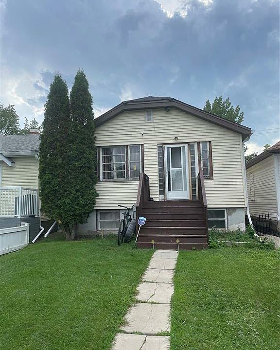 1st image of 2622 Wallace St