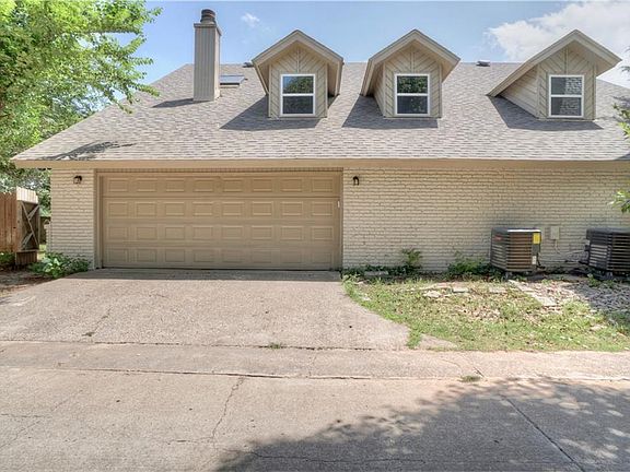 2nd image of 4000 Spyglass Ln