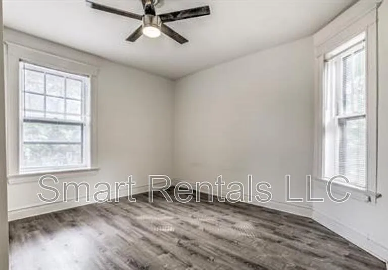 1722 Waverly Pl #B1 — Photo 4
