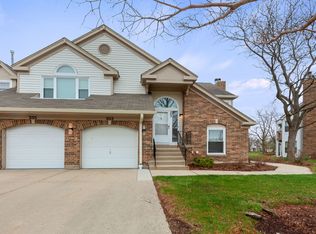 353 Satinwood Ct S, Buffalo Grove, IL