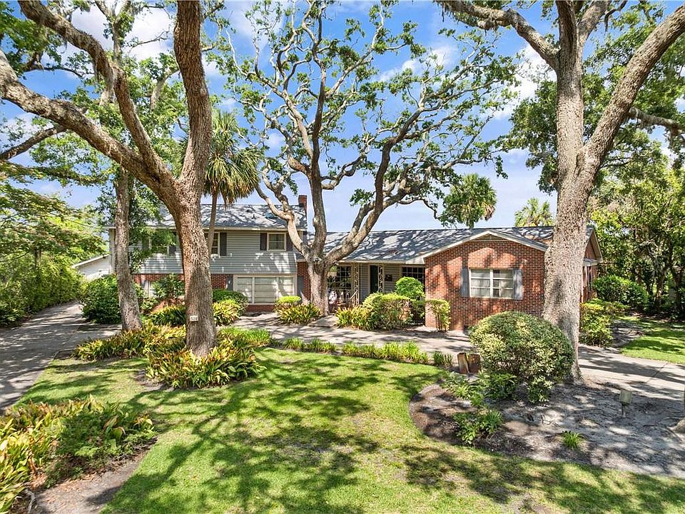 1st image of 524 Wesley Oak Cir