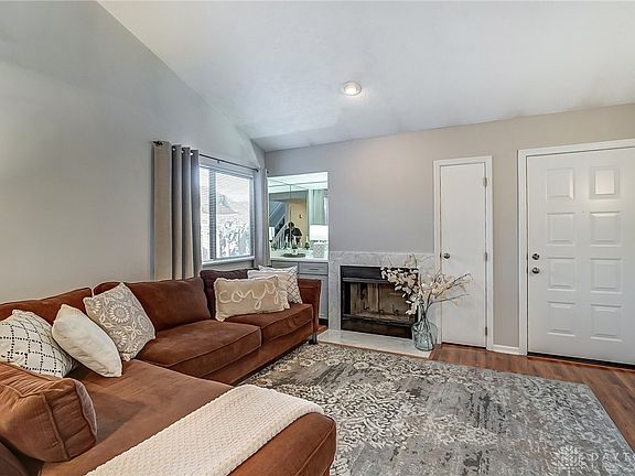 5th image of 9547 Villa Way