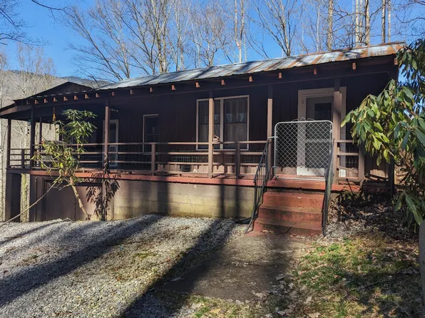 139 Cradle Rock Rd, Sylva, NC 28779