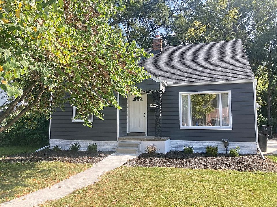 1st image of 23460 Rosewood Ave