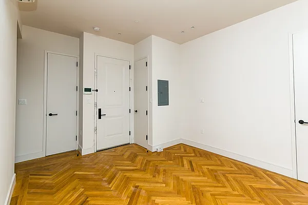Rented by Nooklyn NYC LLC | media 16