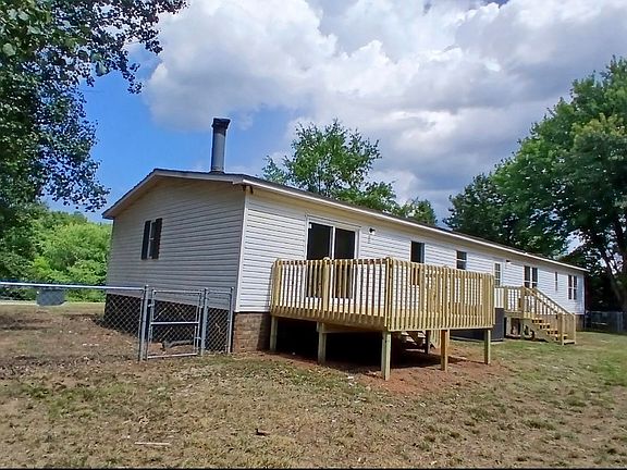 4th image of 132 Kingston Ridge Dr