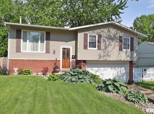 5704 N Keenland Ave, Peoria, IL