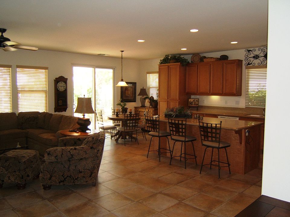 1st image of 82728 Scenic Dr