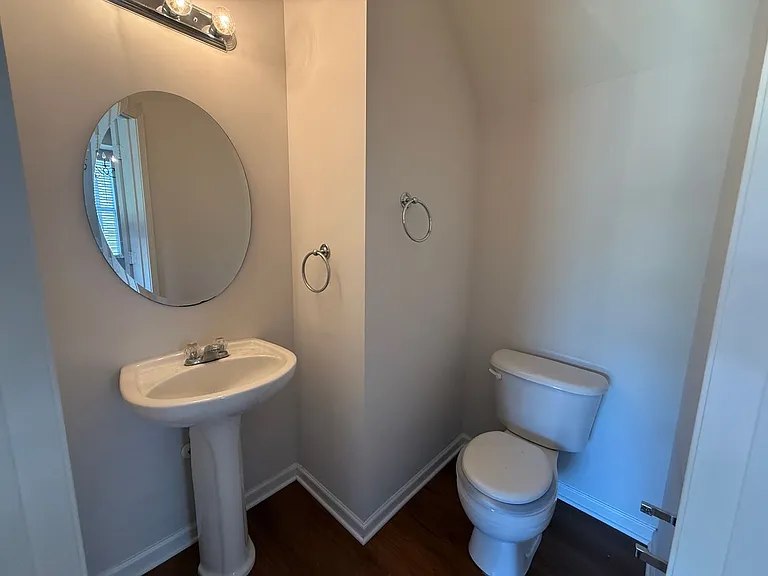 3700 Herkimer Dr — Photo 13