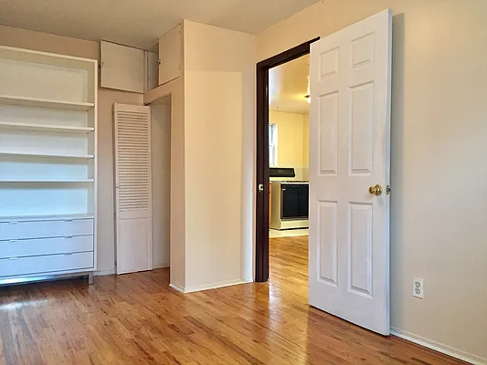 Rented by OT Real Estate | media 14