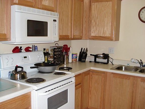 2nd image of 1430 Westbury Way APT B