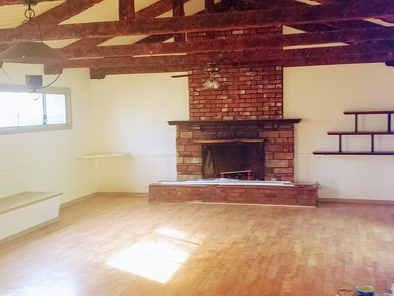 2nd image of 111 Creed Ave