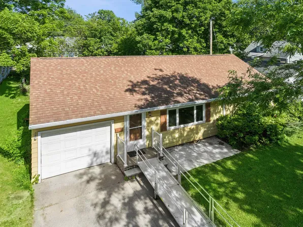 1124 Wisconsin Ct, Appleton, WI 54911