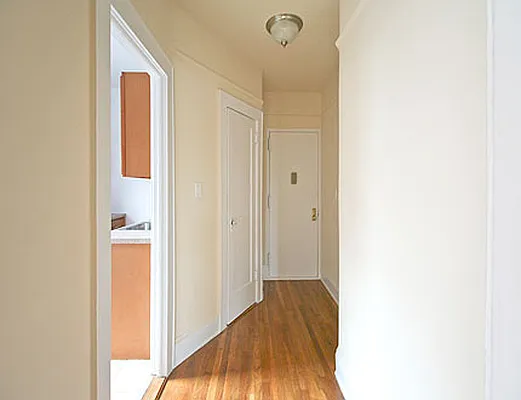 Rented by SW Queens Mezzanine | media 33