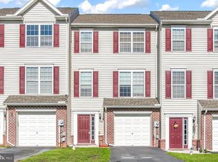 1205 Knob Run, York, PA 17408