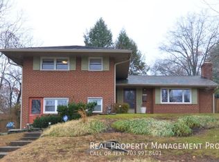 1812 Westmoreland St, Mc Lean, VA 22101