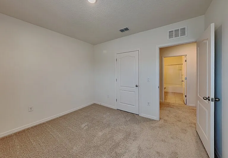 230 Meghan Cir — Photo 18