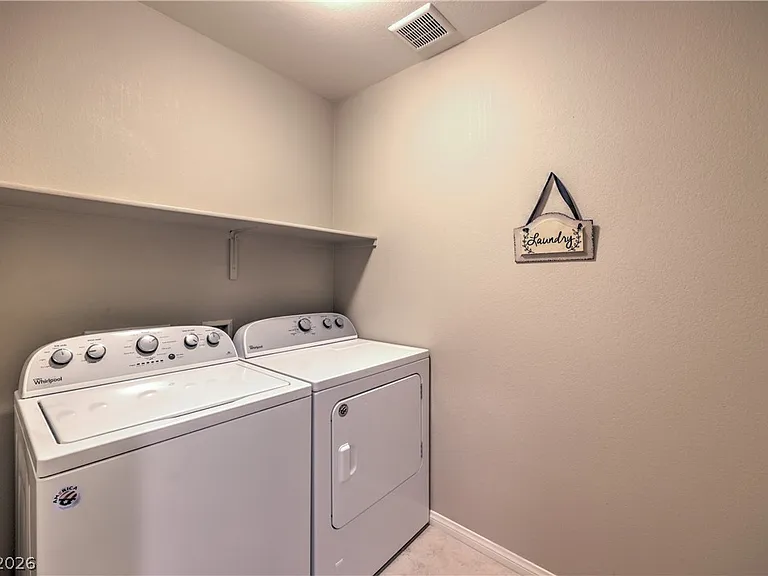 3213 Molinos Dr — Photo 41