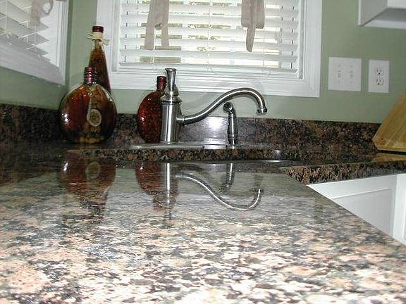5th image of 2120 Berryhill Cir SE