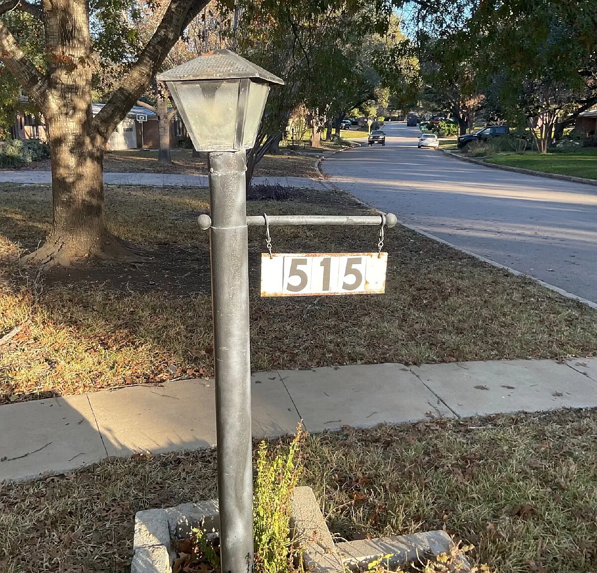 3 bed, 2.0 bath, 1741 sqft, $2,350 — Photo 4