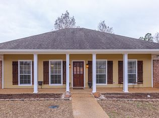 450 Magnolia Pl, Brandon, MS 39042