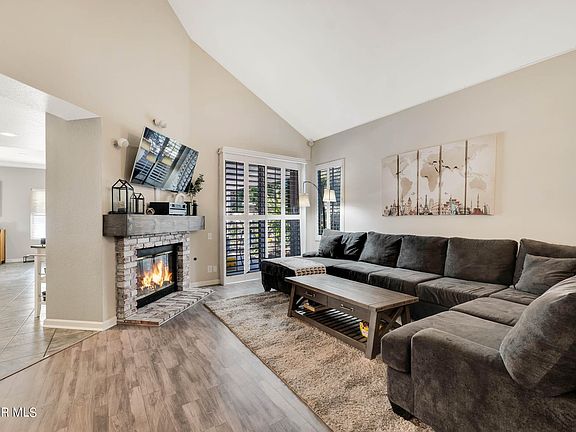 3rd image of 11988 Rivergrove Ct