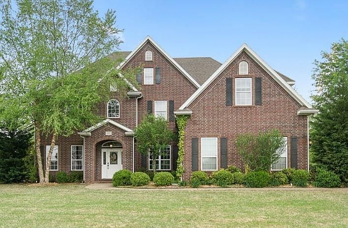 1st image of 2392 Marylane Dr